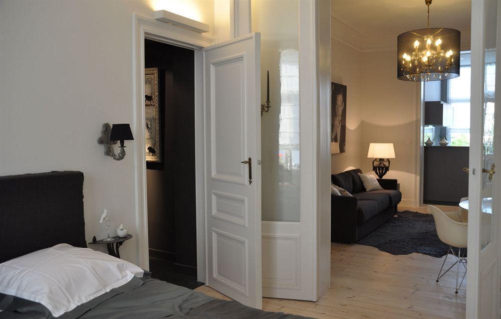 B&B Un Jardin En Ville Saint-Gilles Luaran gambar