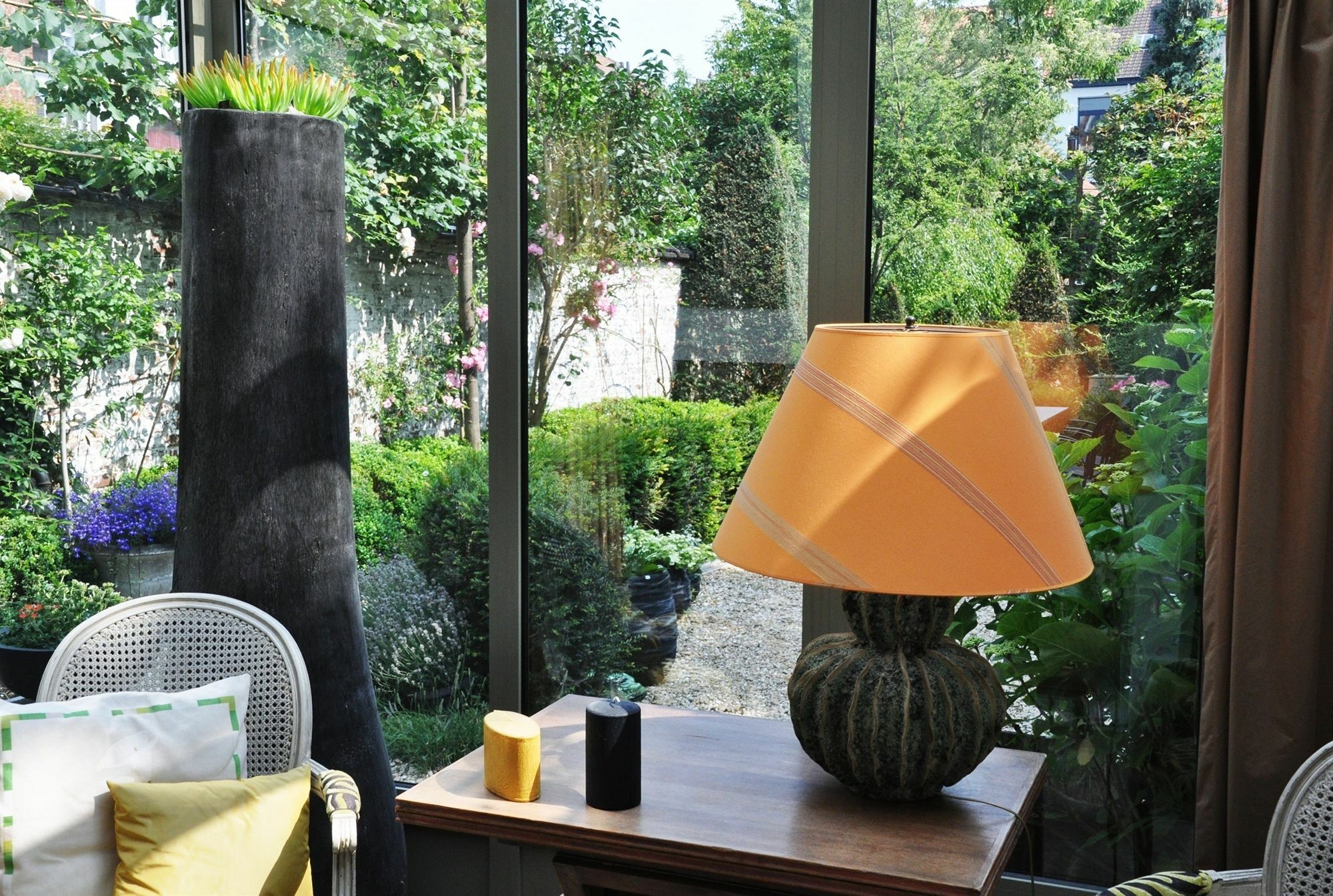 B&B Un Jardin En Ville Saint-Gilles Luaran gambar